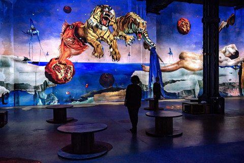 달리 : 끝없는 수수께끼展 © Salvador Dalí, Fundació Gala-Salvador Dalí, ADAGP 2021 © Culturespaces / E. Spiller