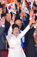 박근혜 대통령 3·1절 기념사(전문)… 필리버스터 겨냥 “국회 마비는 직무 유기”