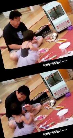 Soo-jin, daughter fool ♥ Baek Jong-won is happy to see him..&apos;Back Father&apos; playing coloring