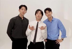 CNBLUE, renewed contract with FNC Entertainment.. Jung Yonghwa, Kang Minhyuk and Lee Jungshin released a new album in 3 years and 8 months