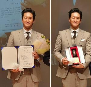 Shin Hyun-jun赢得了第58届“电影节”的提名...将所有广告费捐赠给处于不利地位的电影人