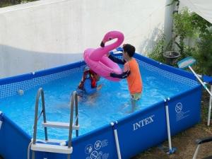 Park Eun-hye, twin sons “Is it going to be the last water fun this summer?”
